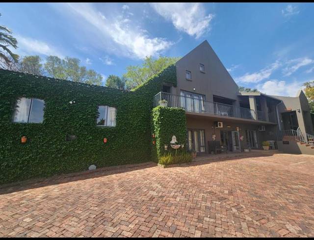 13 BEDROOM HOUSE FOR SALE IN WATERKLOOF RIDGE